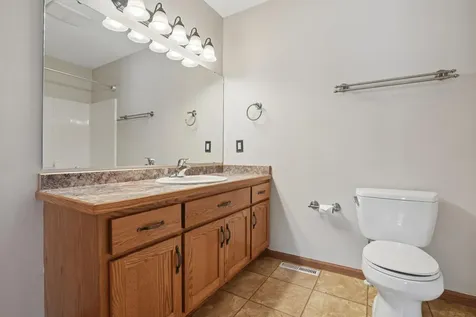 2833 Umber Court S Fargo ND 58104