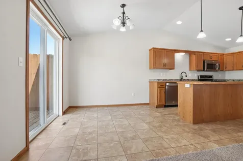 2833 Umber Court S Fargo ND 58104