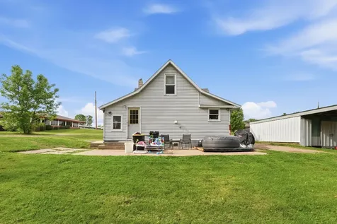 411 W Main Street Osakis MN 56360