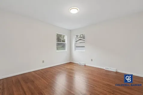 1444 Ames Avenue E Saint Paul MN 55106