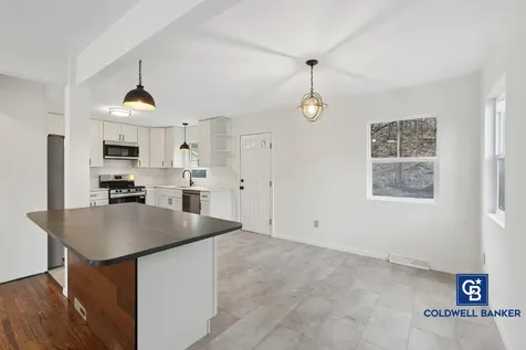 1444 Ames Avenue E Saint Paul MN 55106
