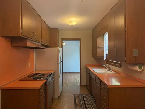 1420 Highland Place Faribault MN 55021