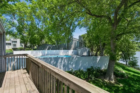 2666 Mackubin Street Roseville MN 55113