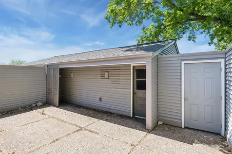 2666 Mackubin Street Roseville MN 55113