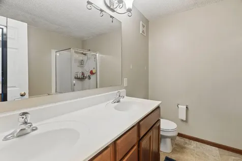 15648 Emerald Drive N Hugo MN 55038