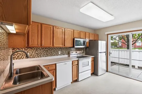 15822 Fleet Trail Apple Valley MN 55124