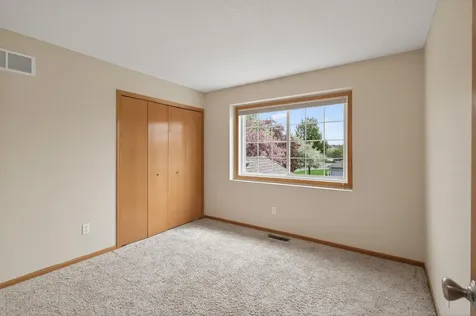 15822 Fleet Trail Apple Valley MN 55124