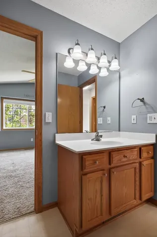 15822 Fleet Trail Apple Valley MN 55124