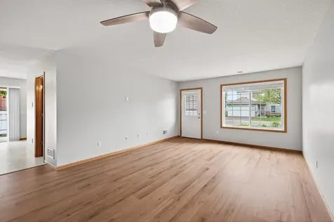 15822 Fleet Trail Apple Valley MN 55124