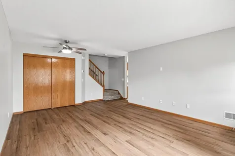 15822 Fleet Trail Apple Valley MN 55124
