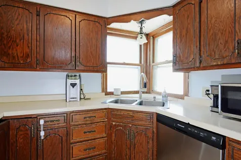 2083 Orange Avenue E Saint Paul MN 55119
