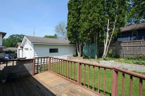 2083 Orange Avenue E Saint Paul MN 55119