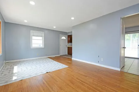 2083 Orange Avenue E Saint Paul MN 55119