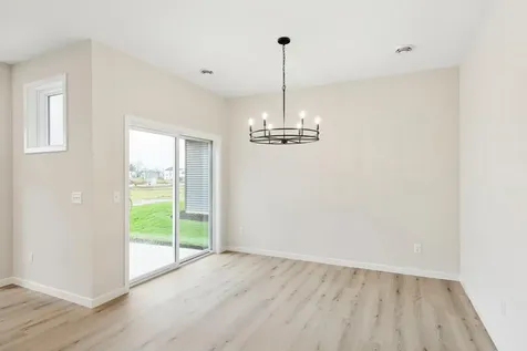 10933 37th Street N Lake Elmo MN 55042
