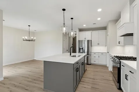 10933 37th Street N Lake Elmo MN 55042