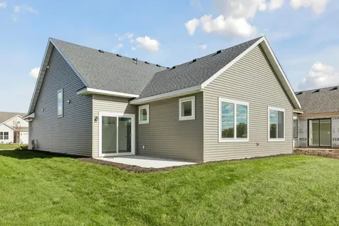 10933 37th Street N Lake Elmo MN 55042