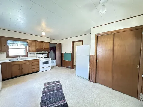 324 E Maple Street Sacred Heart MN 56285