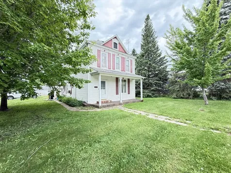 324 E Maple Street Sacred Heart MN 56285
