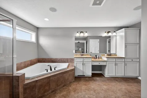 3671 Pointe Pass NW Prior Lake MN 55372