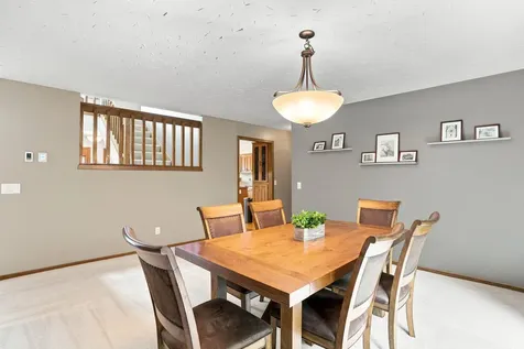 18430 Jasper Court Lakeville MN 55044