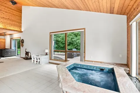 18430 Jasper Court Lakeville MN 55044
