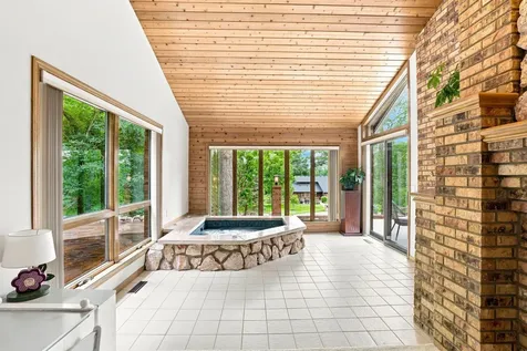 18430 Jasper Court Lakeville MN 55044