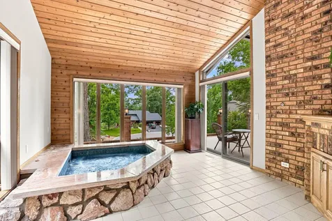 18430 Jasper Court Lakeville MN 55044