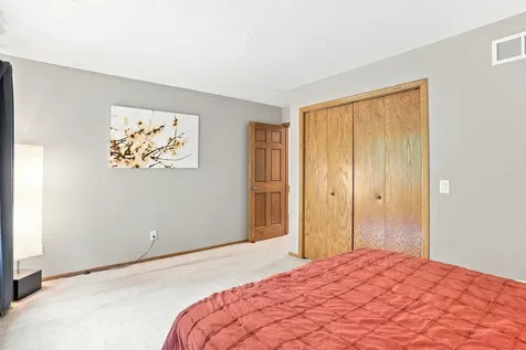 18430 Jasper Court Lakeville MN 55044