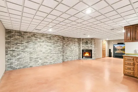 18430 Jasper Court Lakeville MN 55044