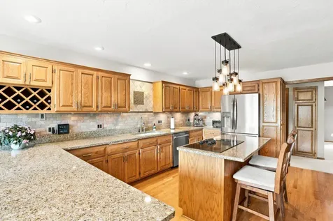 18430 Jasper Court Lakeville MN 55044