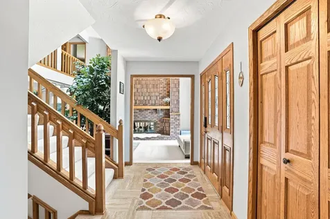 18430 Jasper Court Lakeville MN 55044