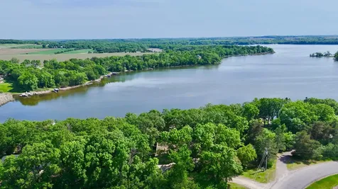 22225 Big Lake Court Richmond MN 56368
