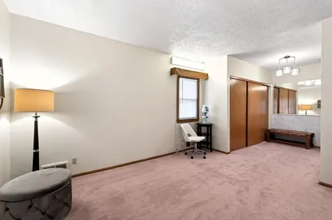 799 Fuller Avenue Saint Paul MN 55104
