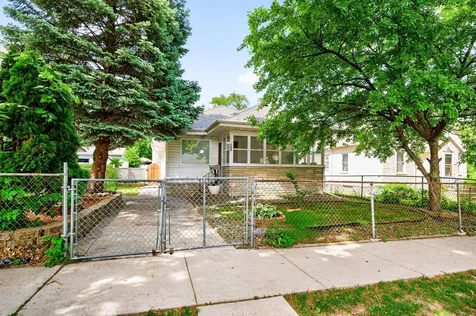 799 Fuller Avenue Saint Paul MN 55104