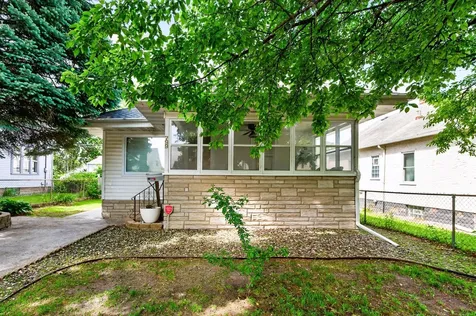 799 Fuller Avenue Saint Paul MN 55104