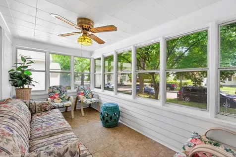 799 Fuller Avenue Saint Paul MN 55104