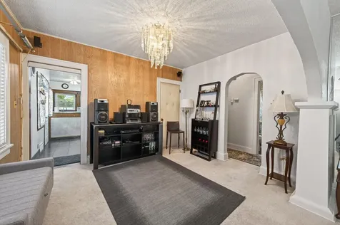 799 Fuller Avenue Saint Paul MN 55104