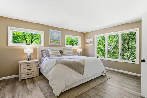 4001 Huntingdon Drive Minnetonka MN 55305