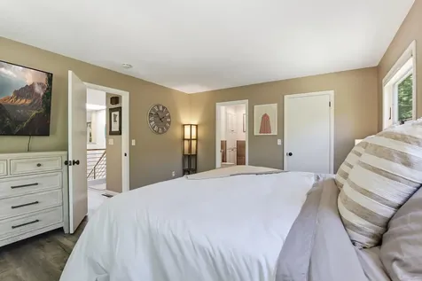 4001 Huntingdon Drive Minnetonka MN 55305