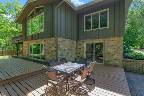 4001 Huntingdon Drive Minnetonka MN 55305