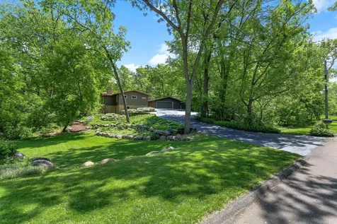 4001 Huntingdon Drive Minnetonka MN 55305