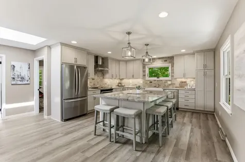 4001 Huntingdon Drive Minnetonka MN 55305