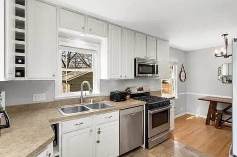 2712 Hampshire Avenue S Saint Louis Park MN 55426