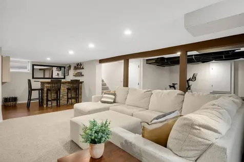 2712 Hampshire Avenue S Saint Louis Park MN 55426