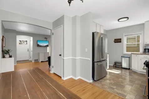 2712 Hampshire Avenue S Saint Louis Park MN 55426
