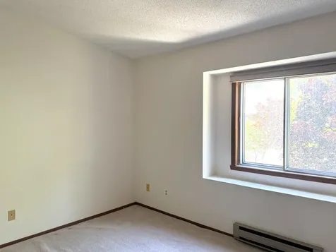 1507 34 1/2 Avenue S Fargo ND 58104