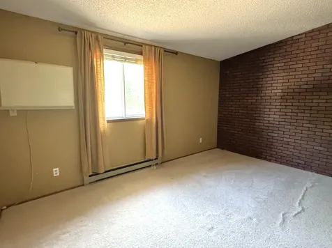 1507 34 1/2 Avenue S Fargo ND 58104