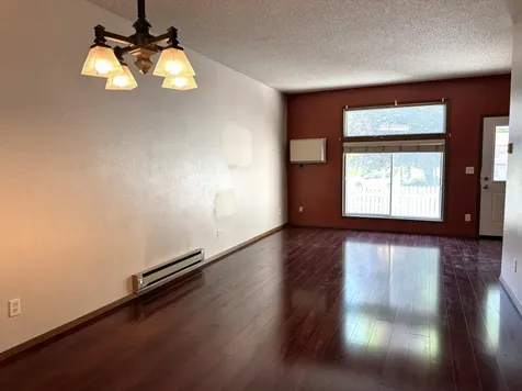 1507 34 1/2 Avenue S Fargo ND 58104