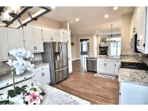 10413 Spyglass Drive Eden Prairie MN 55347