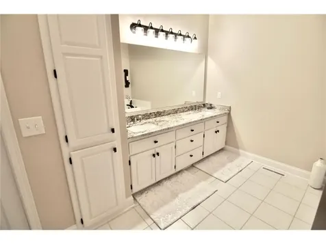 10413 Spyglass Drive Eden Prairie MN 55347